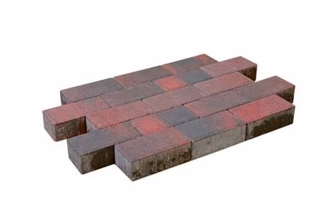 Pakket rood-zwarte Tremico BKK betonklinkers 7 cm op witte achtergrond