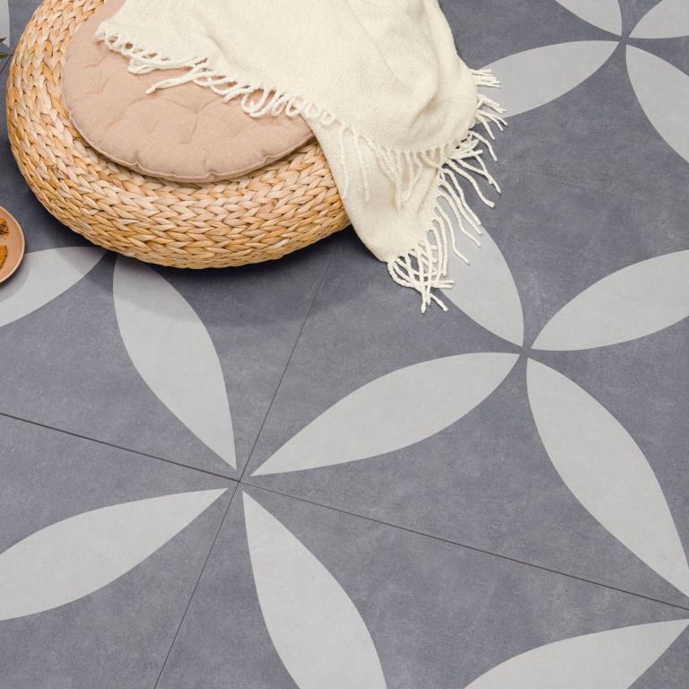 GeoCeramica 60×60 Ambiente Antra Flower (2)