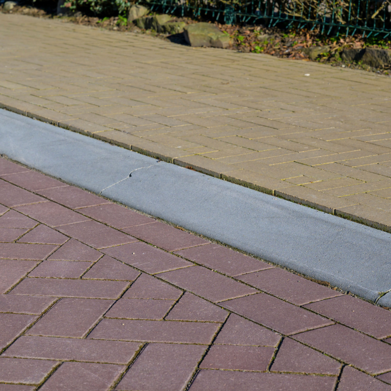 Georetron Donkergeel