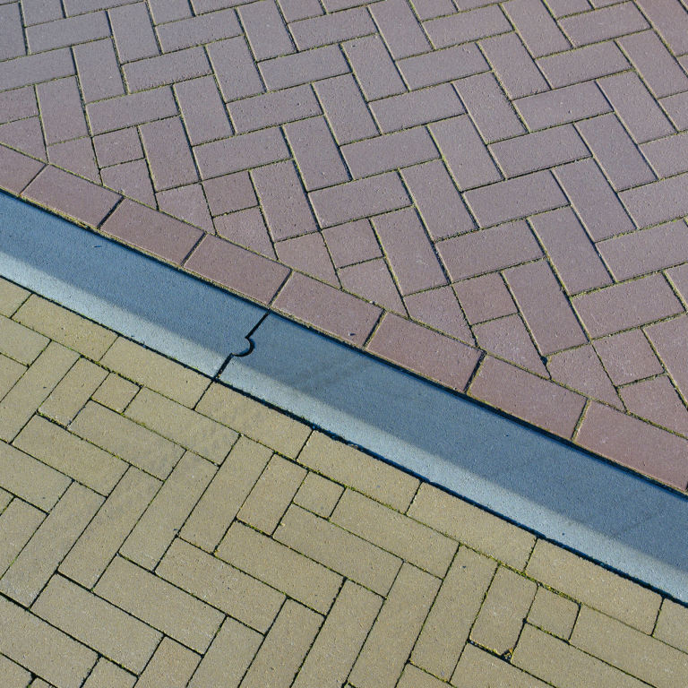 Georetron Donkergeel