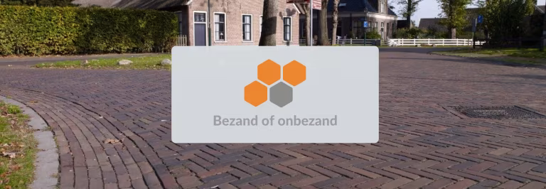 Bezand of onbezand gebakken bestrating