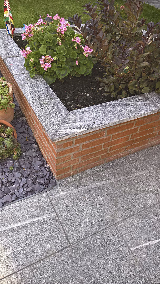 Natuursteen Juparana Piazzo Waterjet Linea 40x60x3 cm tegel