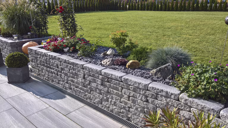 Natuursteen Graniwall Grey Rockface 40x16x8 cm borderrand