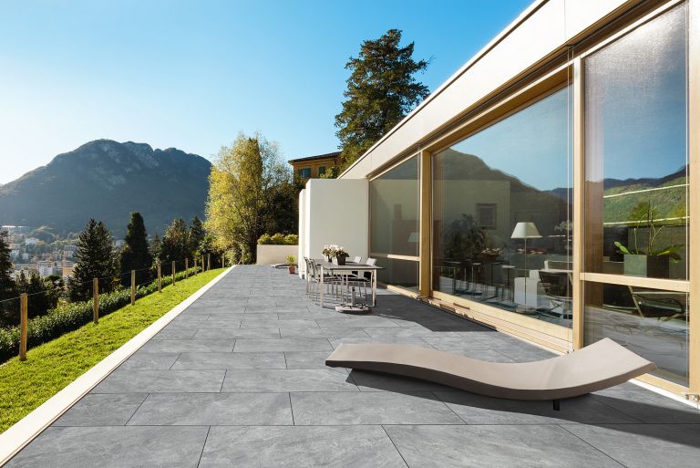 Cerasun 80x40x4 cm Bergamo Azzurro sfeer
