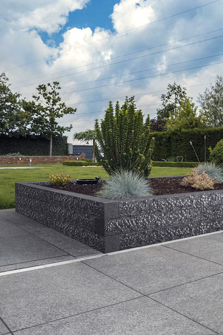 Natuursteen Palissade Pacific Black Premium Waterjet Elegance 12x12x30 cm tuinafscheiding