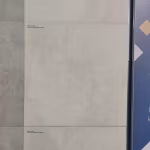 Showroomstaal Kera Full Body Rome 60x60x3 in rek met klein artikellabel