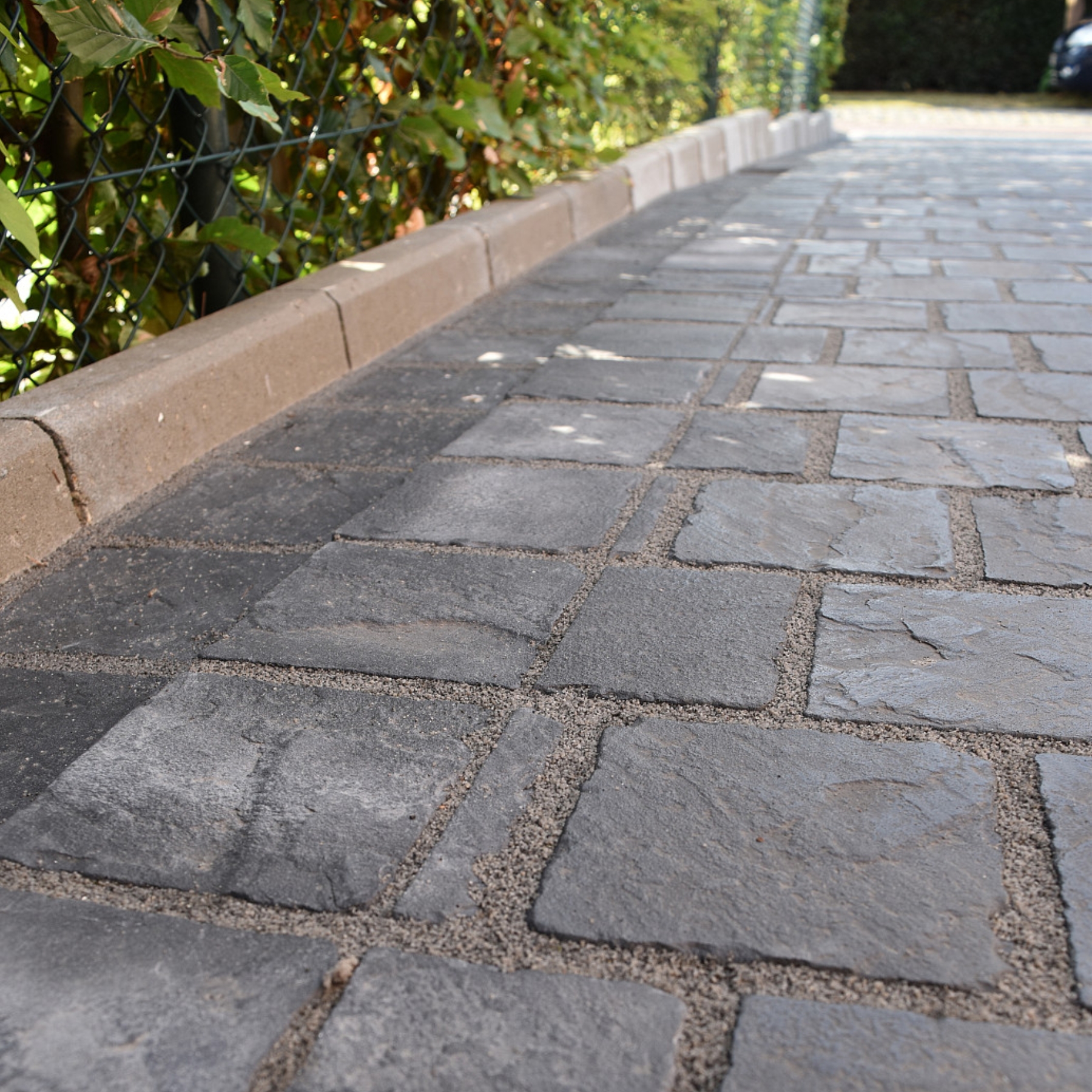 Plazza Basalt 15x15x6 cm-2