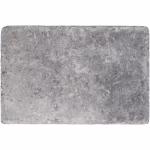 Grijze WG Stone Trommelsteen 20x30x6 met fijne structuur op witte achtergrond