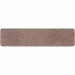 Losse bruine WG Stone Trommelsteen 20x5x7 met fijn gespikkelde structuur op wit