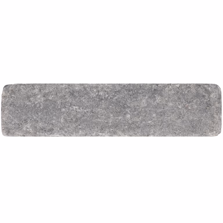 Losse middengrijze WG Stone Trommelsteen 20x5x7 met fijne structuur op witte achtergrond