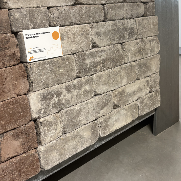 WG Stone taupe dikformaat