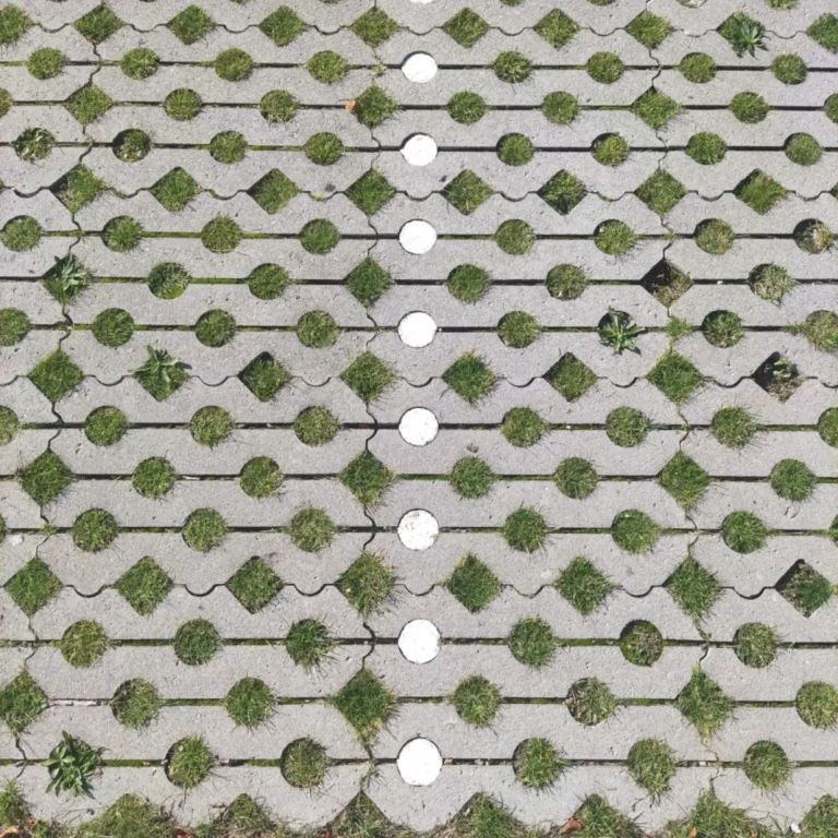 Grasbetontegel type I 40x60x12 (bovenzijde vlak + rondom hol-dol)-2