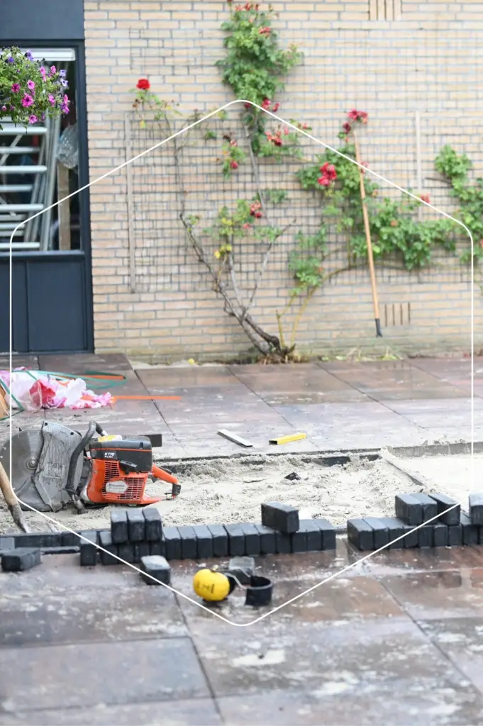 Aanbesteding Bestratingsmarkt vele materialen